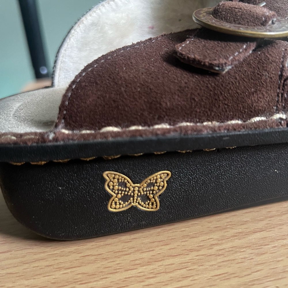 Alegria Brown Suede Mary Jane Clogs with fury inside (38) - Picture 3 of 11